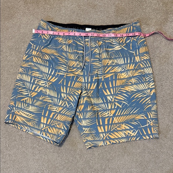 Hang Ten Tropical Blue and Gold Board Shorts - Picture 2 of 8